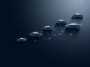 Geometrisch netwerk van witte lijnen die autosillhouetten verbindt op marineblauw-grijze achtergrond, fleet management concept