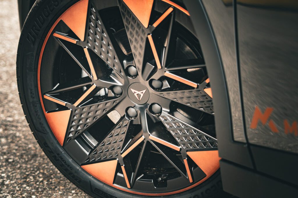De nieuwe CUPRA Raval (Maas-De Koning Lease)